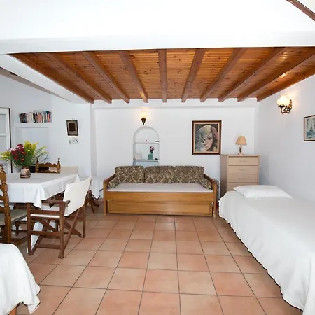 Sunday Summer House * Mykonos Town